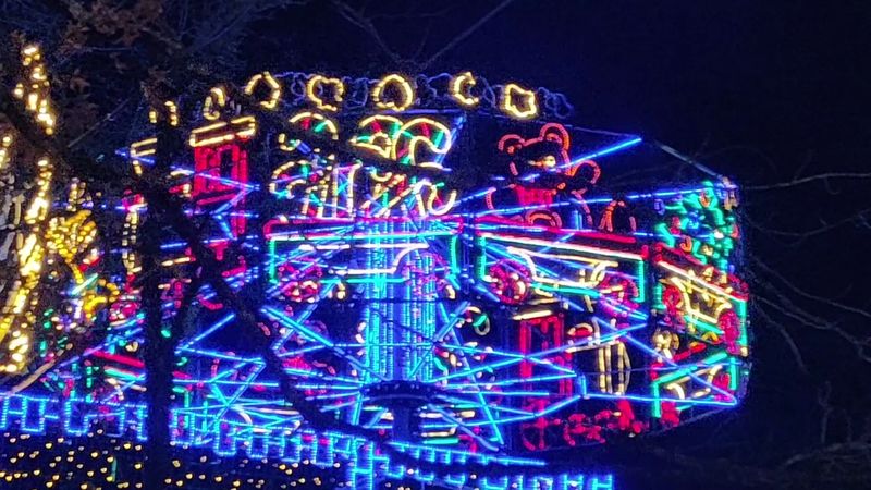 A Brand-New Parade With Famous Holiday Friends