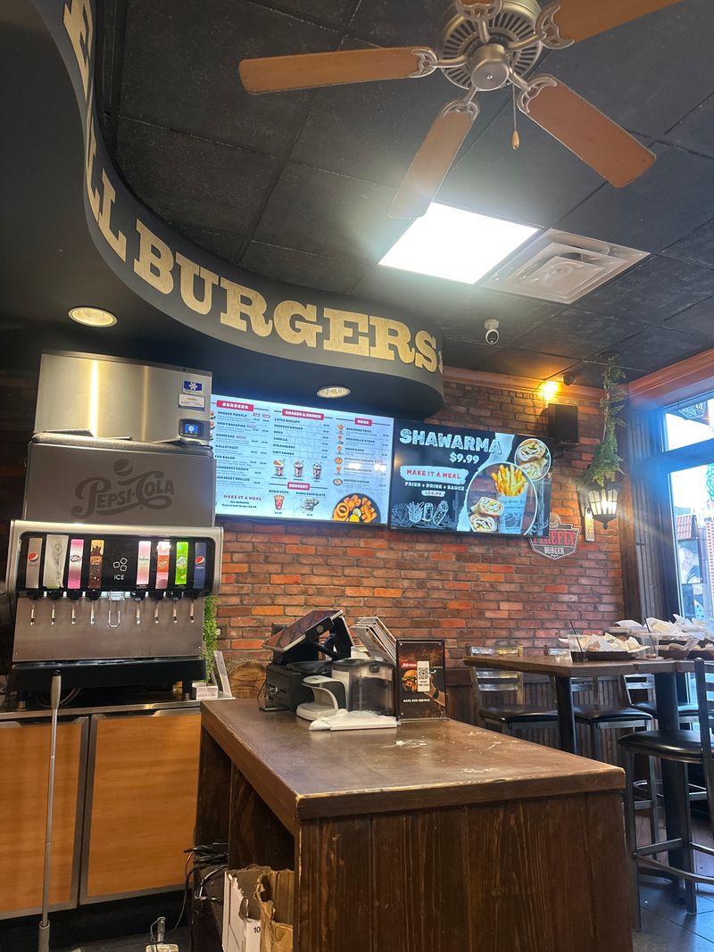 Decor, Ambiance, And Theatrical Grill