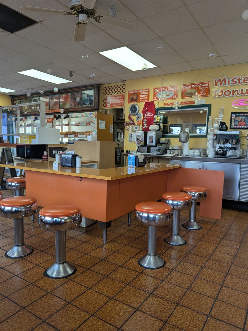 Decor, Ambiance, And That Retro Glow