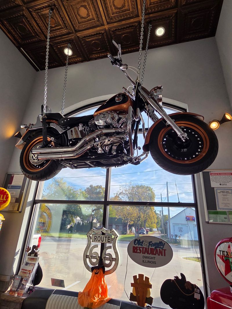 Decor, Ambiance, And Setting