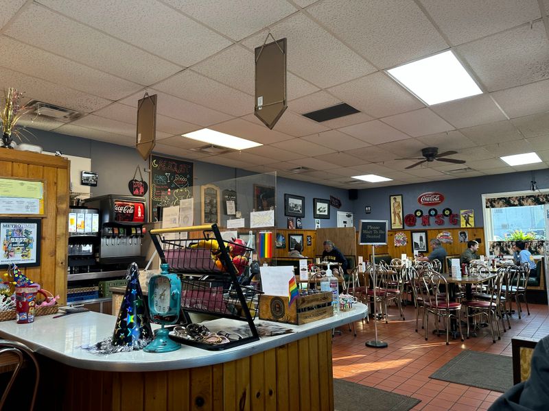 Fresh Lake Michigan Catch Meets Small-Town Diner Charm