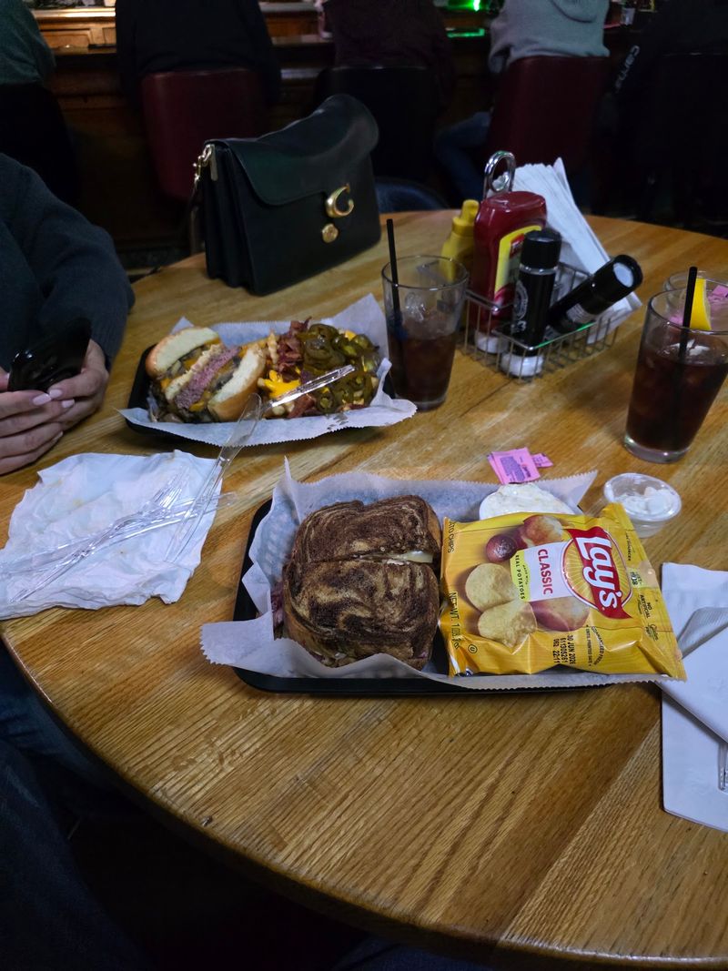 A Budget-Friendly Bite Worth The Drive