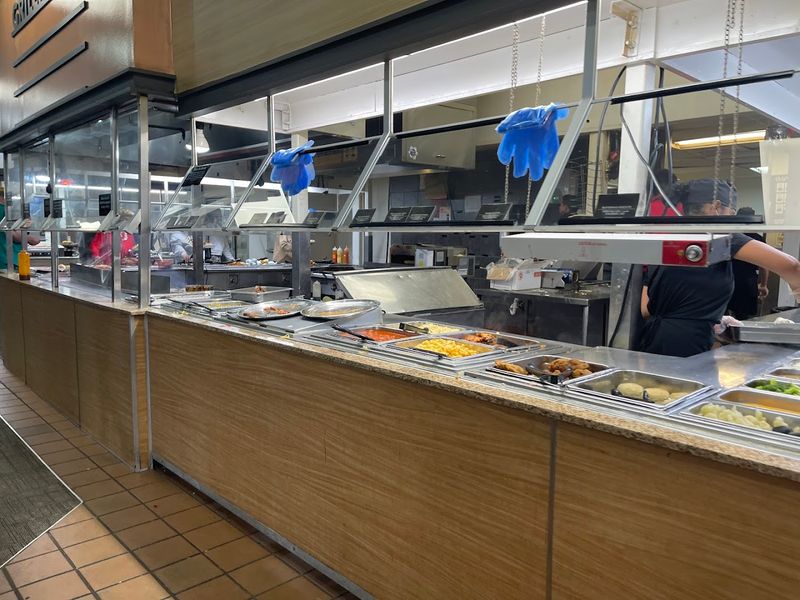 What the Hot Food Line Actually Looks Like