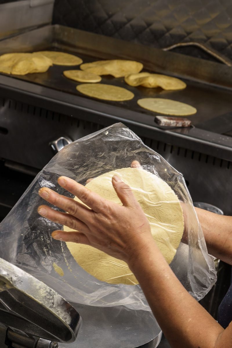 A Busy Northwest Side Corner Where Breakfast Starts With Fresh Masa