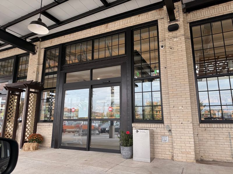 Store Hours And Practical Visiting Tips