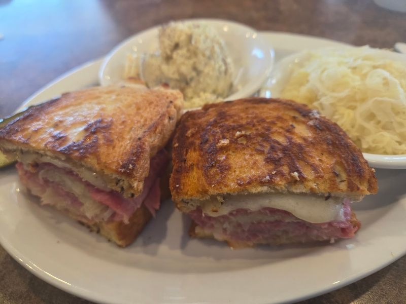 Where Old-World Technique Meets Florida Comfort Food