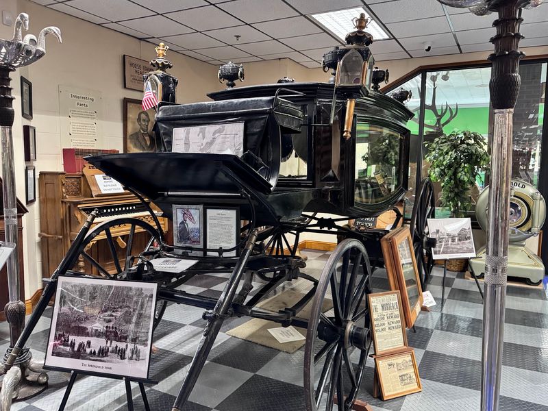 A Carriage With Ties To Abraham Lincoln Waits Quietly Here