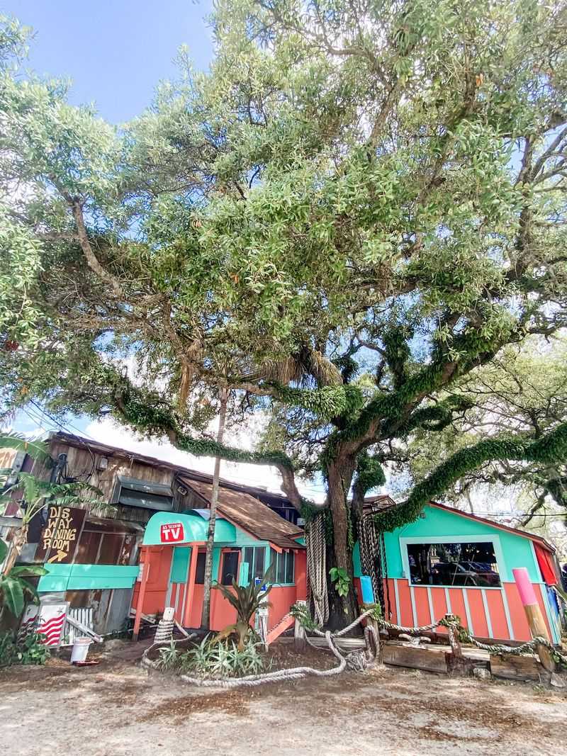 A Cash-Friendly Fish Camp With Rustic Charm