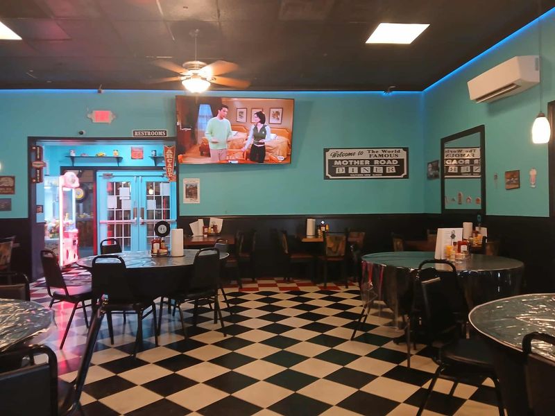A Casual Spot for Road-Trippers and Locals Alike