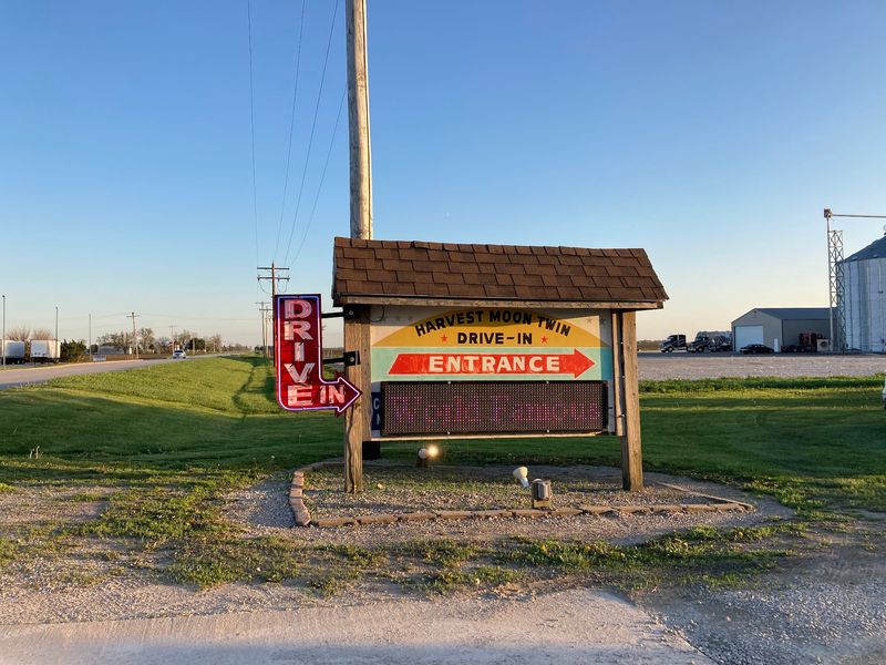 A Central Illinois Classic Just Off Sangamon Avenue