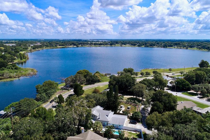 A Chain Of Lakes Right Outside Your Door
