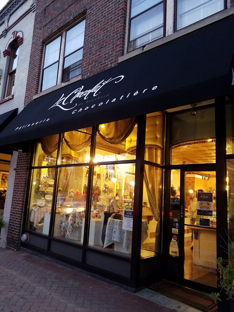 A Charming Corner in Downtown Naperville