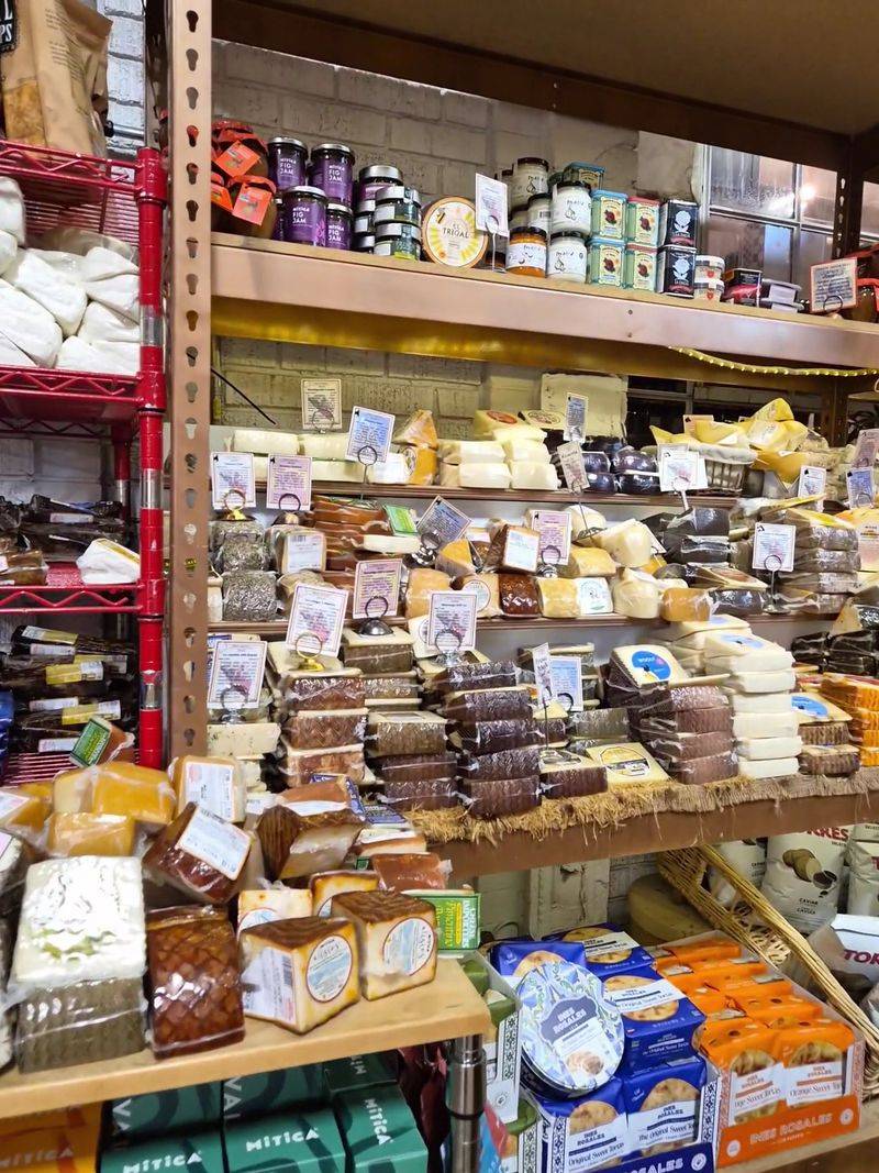 A Cheese Board Built Beyond The Cheese Counter A Cheese Board Built Beyond The Cheese Counter