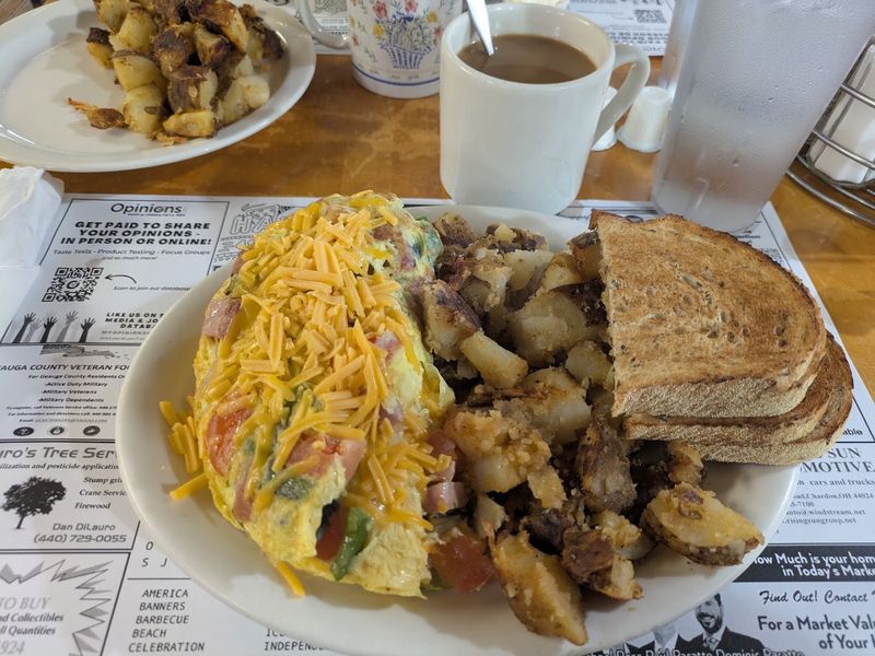 A Chesterland Breakfast Spot That Earns Every Star A Chesterland Breakfast Spot That Earns Every Star