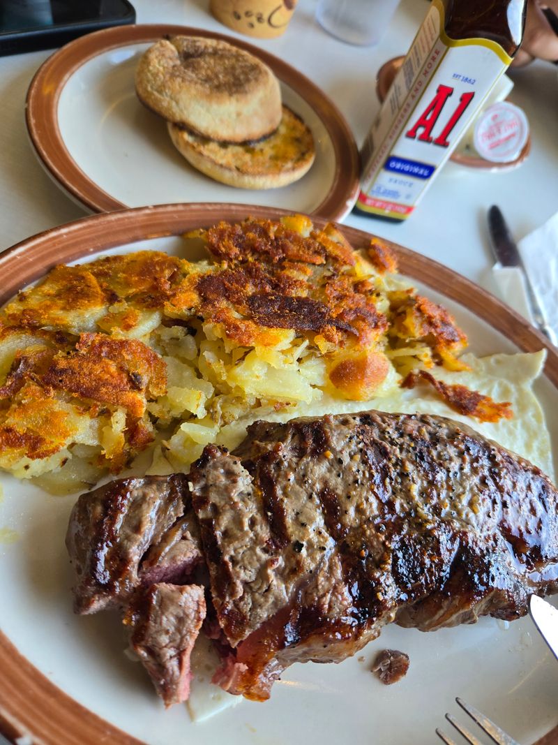 Perfectly Cooked Steak That Melts in Your Mouth