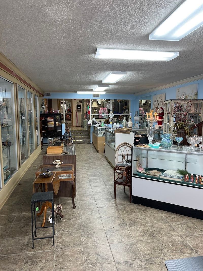 A Clean Space With Vintage Character