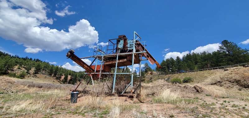 A Club Dig With A Clear Purpose