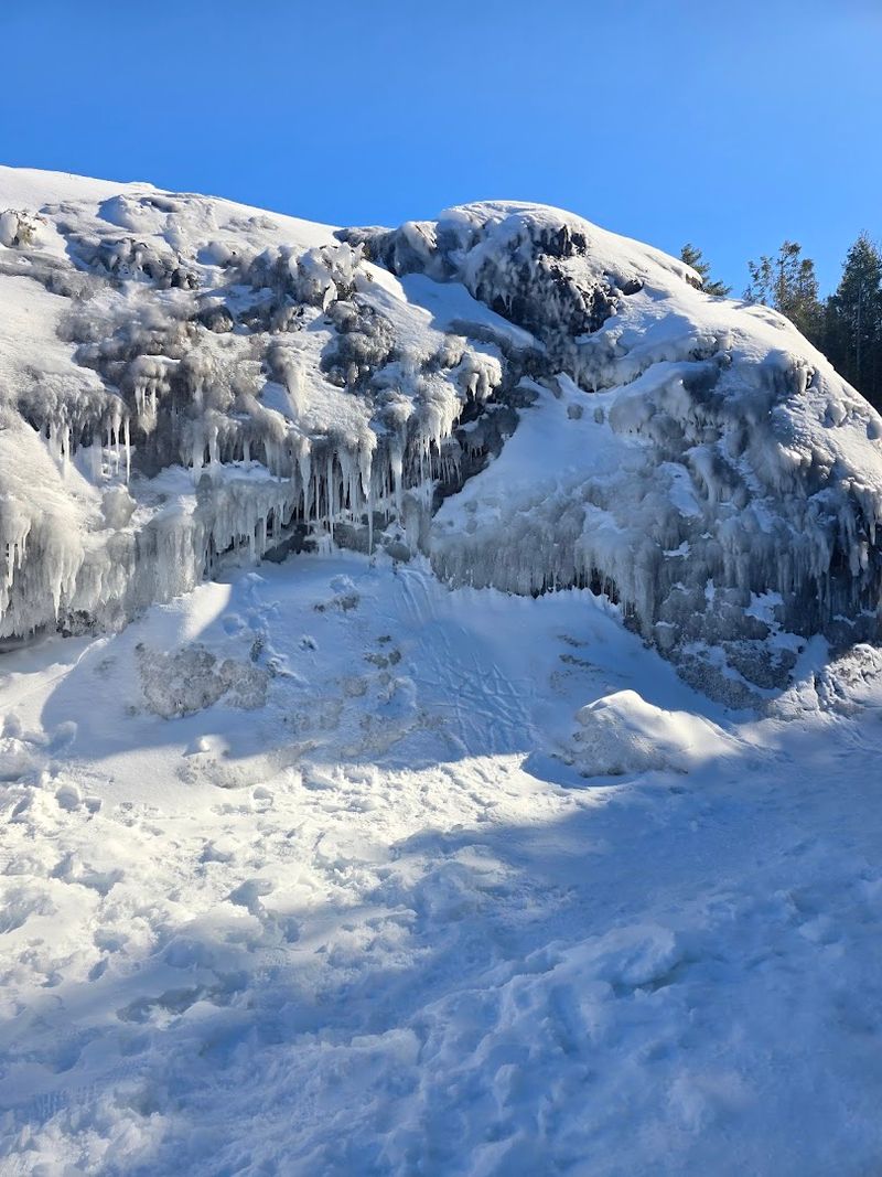 Sunset Point Quiet Theatre