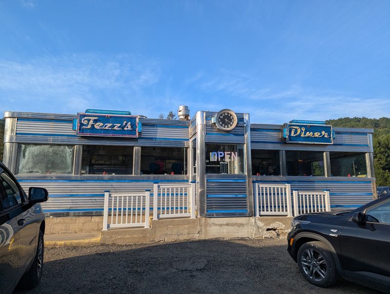 A Community Diner That Actually Earns The Name