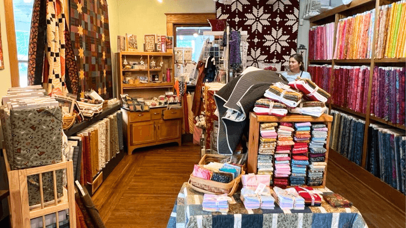 A Community Hub For Illinois Quilters