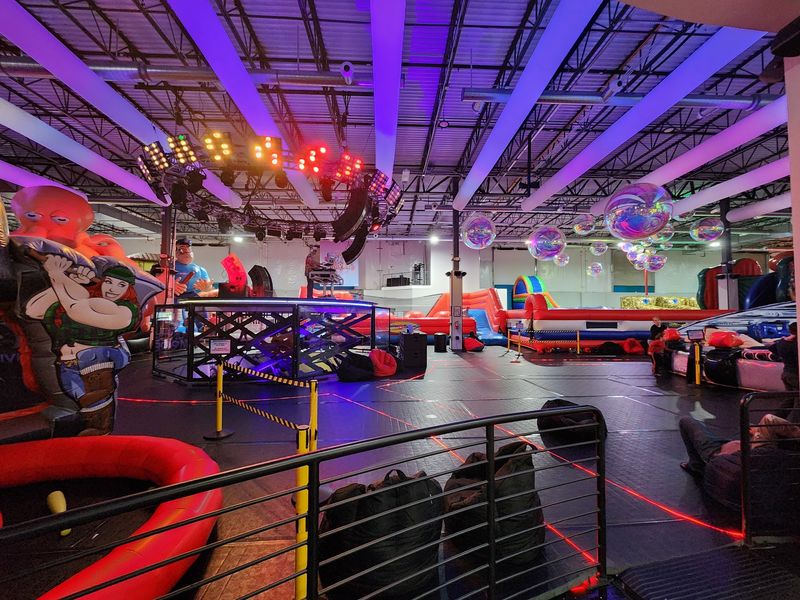 A Concert Stage Rises Right Out Of The Bounce Floor A Concert Stage Rises Right Out Of The Bounce Floor