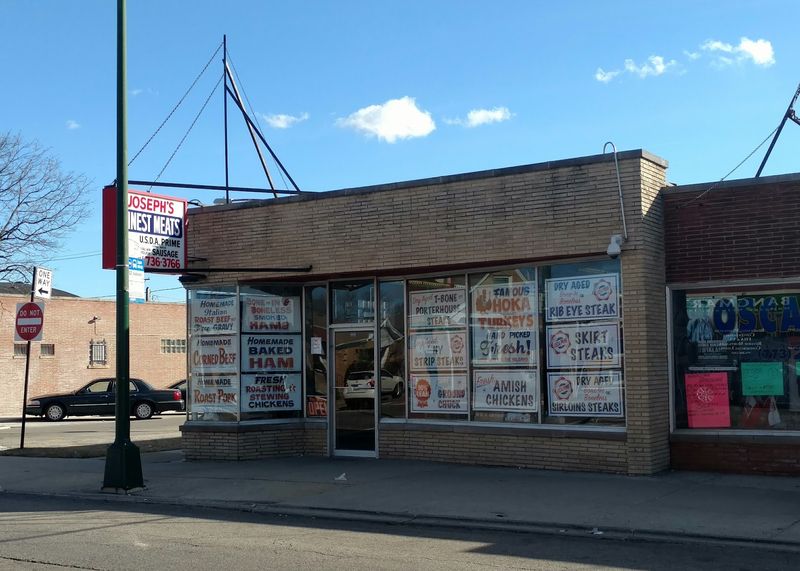A Corner Shop on Chicago's Northwest Side