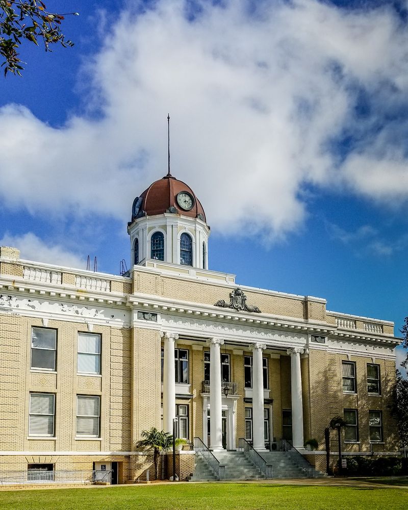 A Courthouse Dome Fit For A Postcard