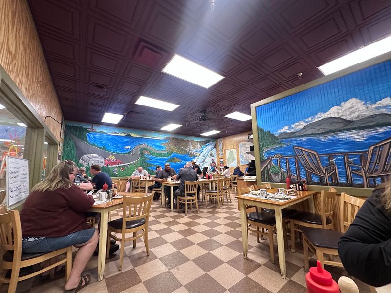 A Cozy Diner Feel With Maine Charm