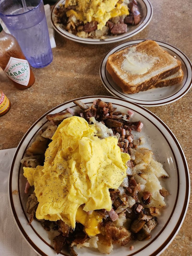 Hearty Portions That Feel Homemade