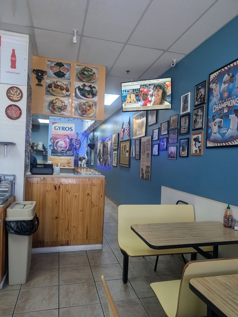 A Cozy, No-Frills Atmosphere That Feels Just Right