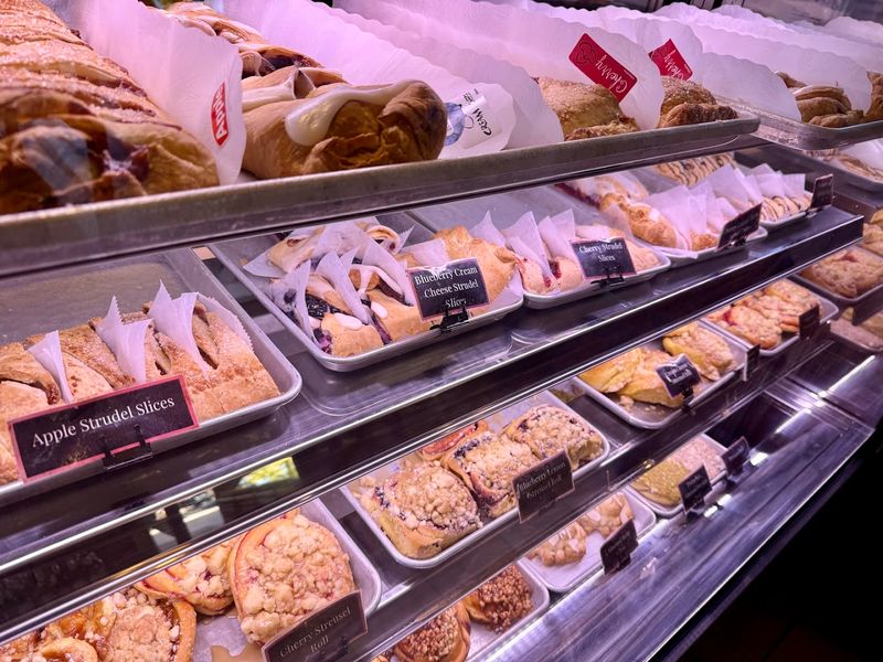 Fresh Bread That Reminds You What Bread Is Supposed to Taste Like