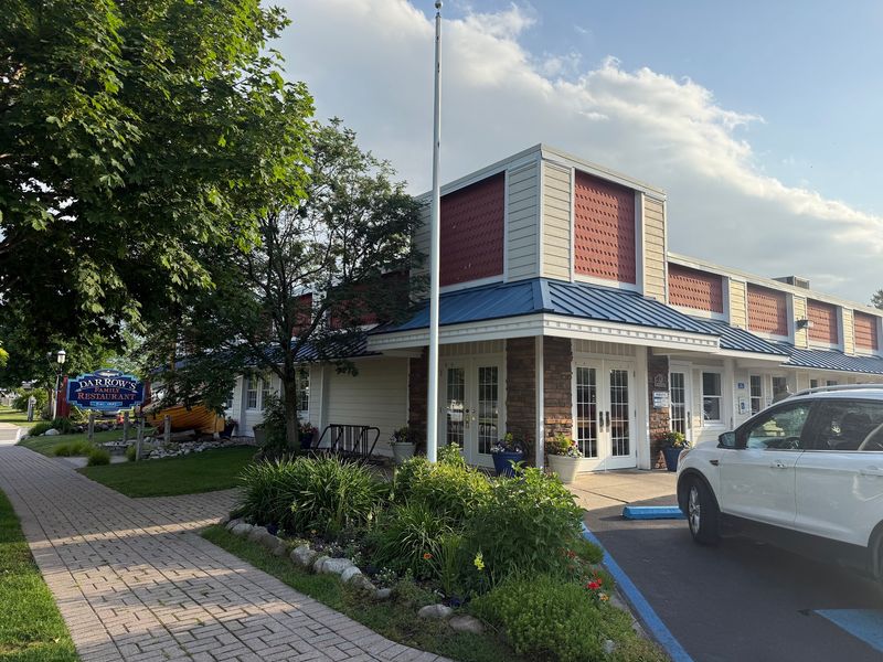 A Cozy Stop In Mackinaw City