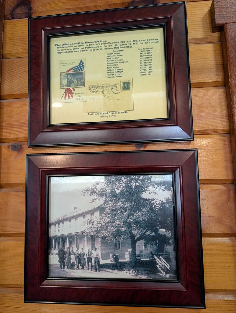 Antiques That Make Waiting for Food Actually Enjoyable