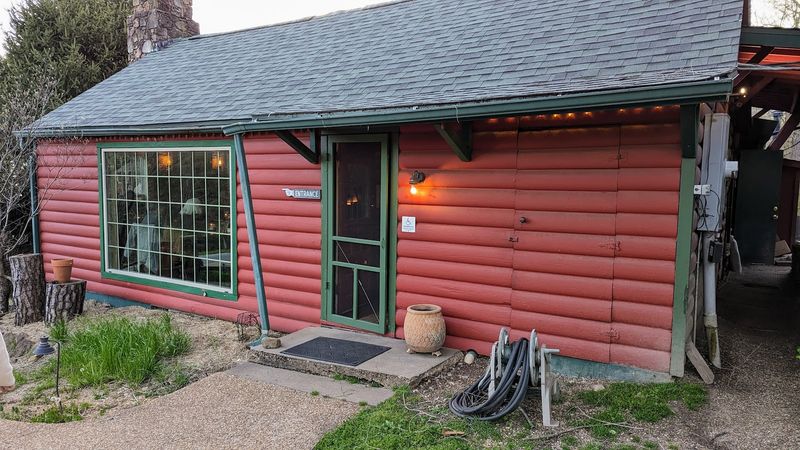 Visitors Travel From Across Arkansas To Eat Here