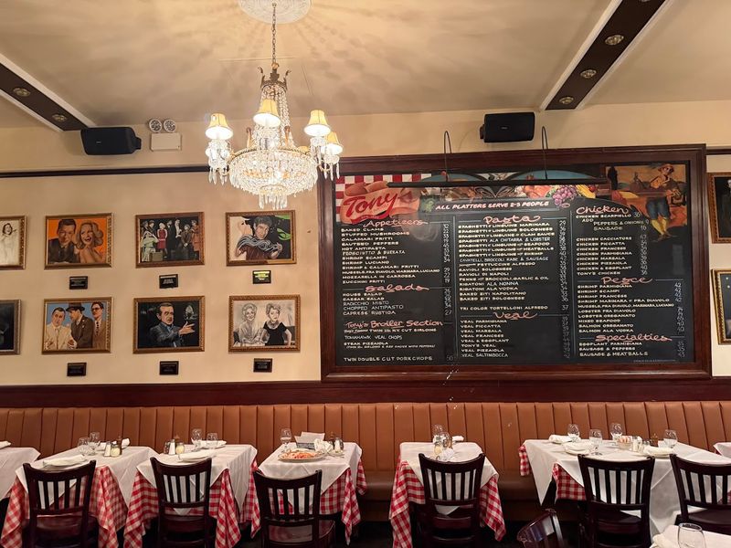 A Dining Room Covered In Broadway Legends A Dining Room Covered In Broadway Legends