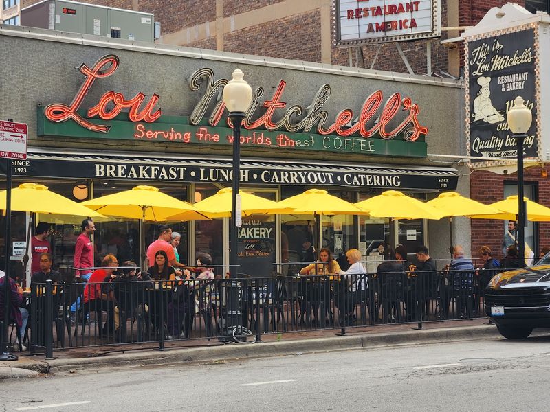 A Downtown Landmark Near Union Station