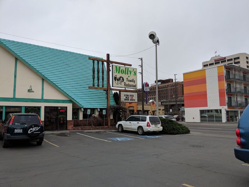 A Downtown Spokane Diner With A Dog On The Sign