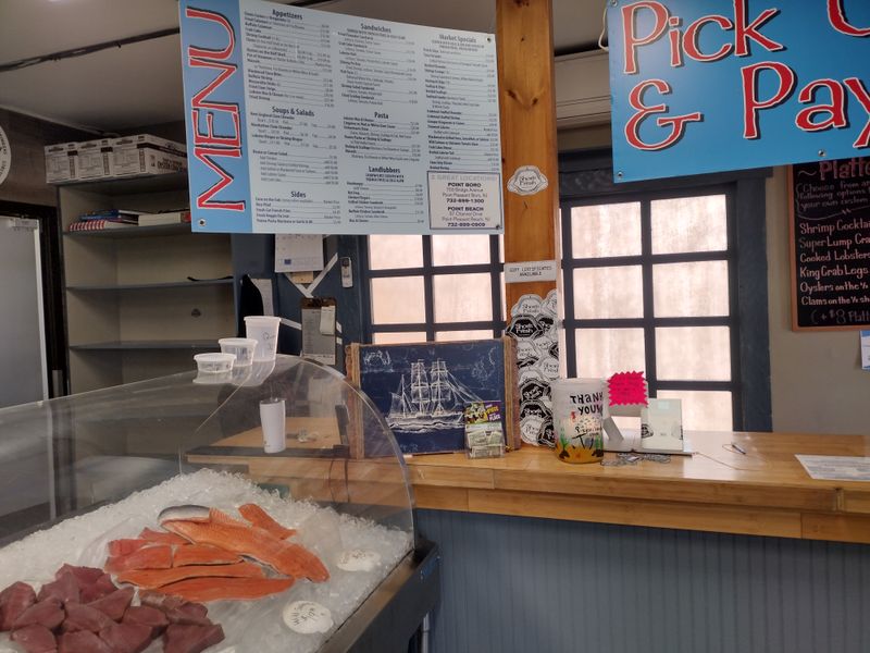 The Market Side Where Quality Meets Convenience