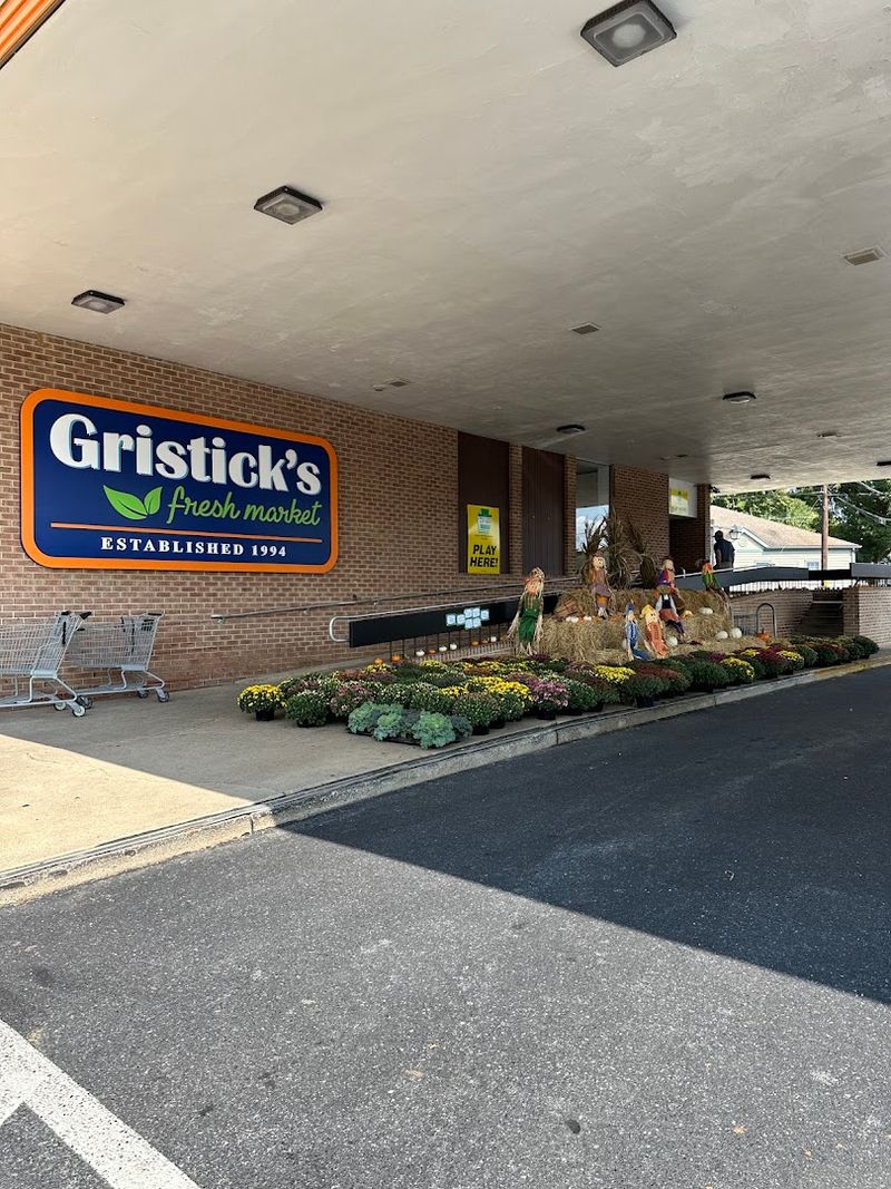 A Family-Owned Store With Deep Community Roots A Family-Owned Store With Deep Community Roots