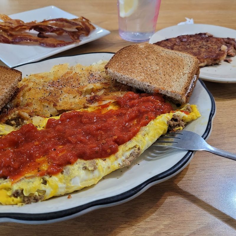 Breakfast Options That Actually Fill You Up for Under $10