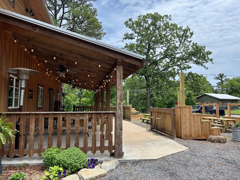 An Open Air Dining Experience That Feels Close To Nature