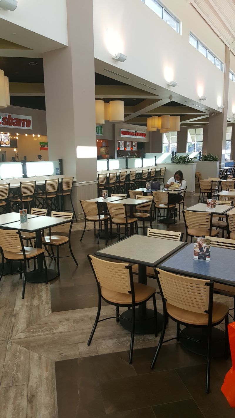 A Food Court Built For Mid-Shopping Refueling A Food Court Built For Mid-Shopping Refueling