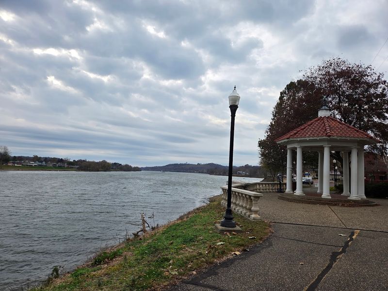 The Riverfront That Stops You in Your Tracks