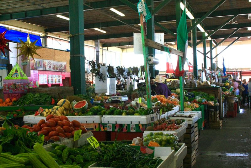 A Fresh Seafood Market That Surprises First-Time Visitors