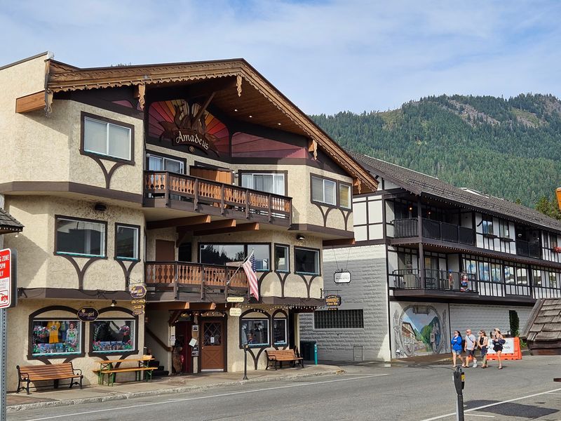 A Front Street Landmark in the Heart of Leavenworth A Front Street Landmark in the Heart of Leavenworth