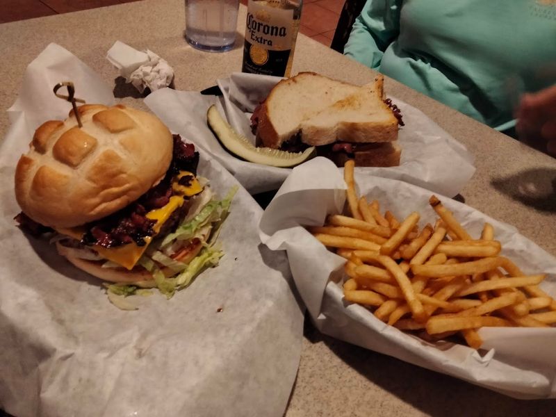 A Full Pound Of Pure Cheeseburger Glory