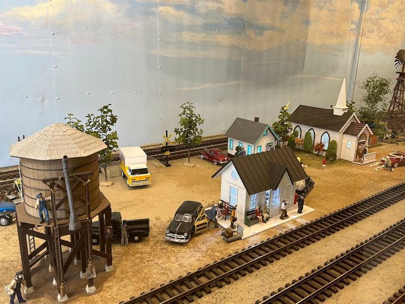 A G-Gauge Model Railroad Display Worth Seeing A G-Gauge Model Railroad Display Worth Seeing