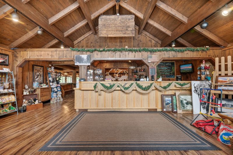 A Gift Shop And Deli Full Of Local Finds A Gift Shop And Deli Full Of Local Finds