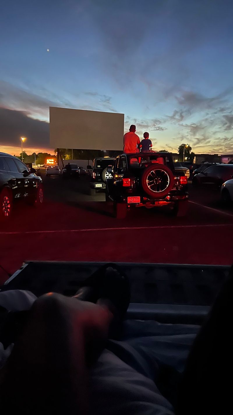 A Glendale Lot That Changes Its Whole Personality