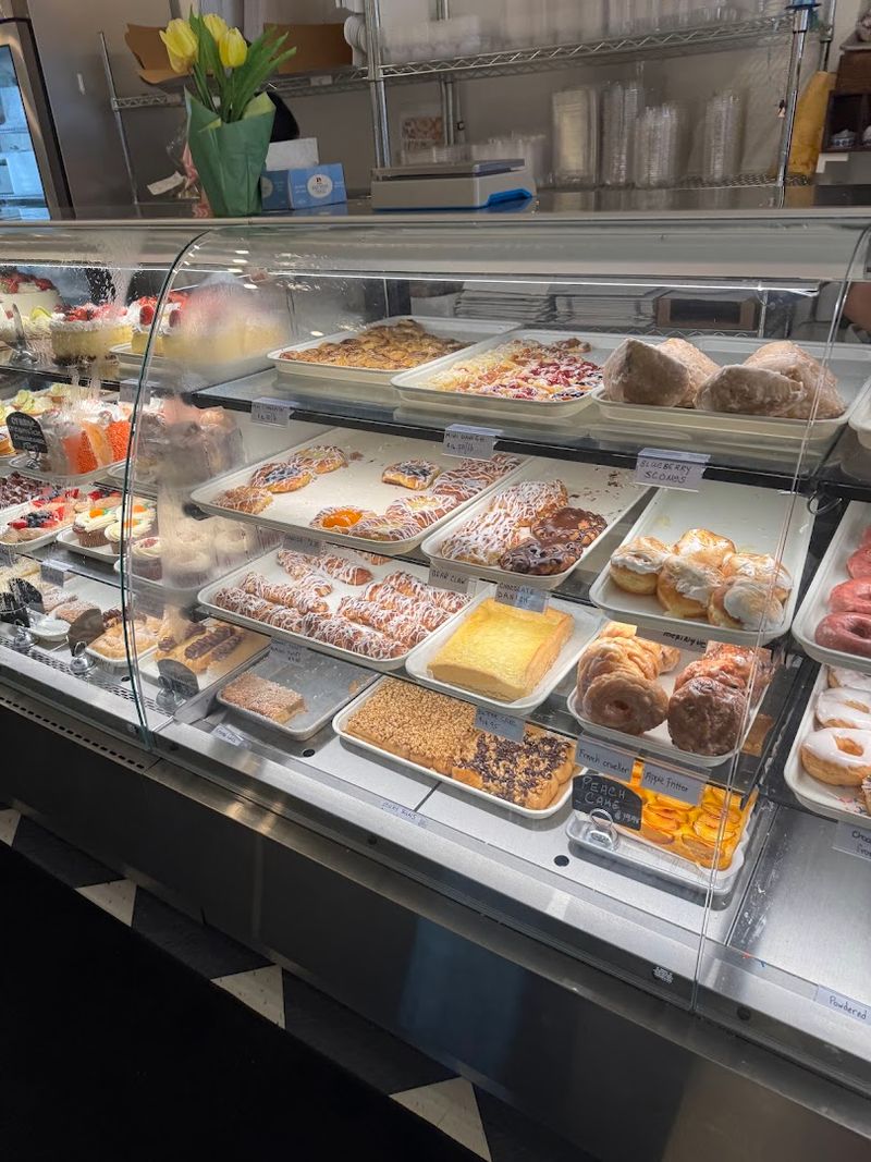 The Cannoli Cheesecake Is Its Own Category